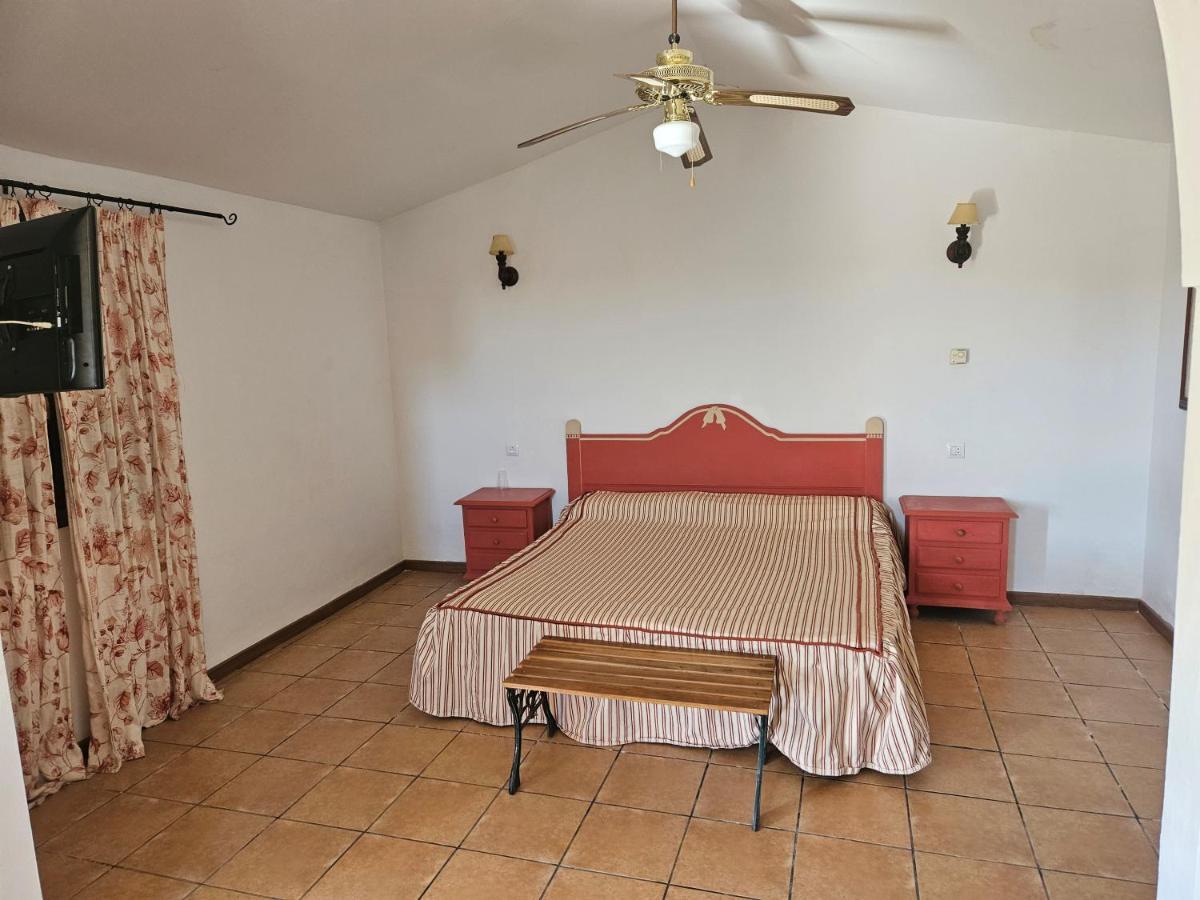 Hotel Rural Portilla De Monfraguee Toril  Extérieur photo